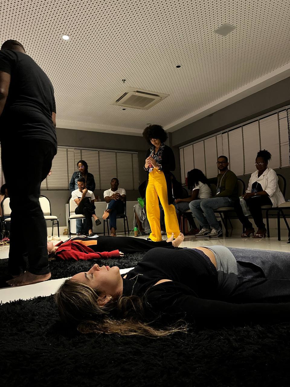 Participantes em dinâmica de consciência emocional